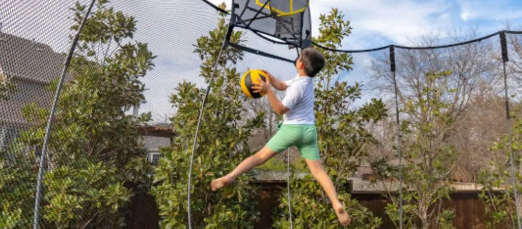 Basket et trampoline : quand le saut devient un jeu d’exception